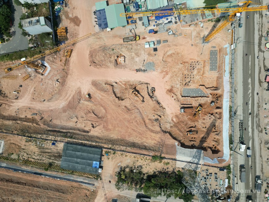Tiến độ xây dựng căn hộ Bcons City Dĩ An - Tháp Green Topaz tháng 02/2023